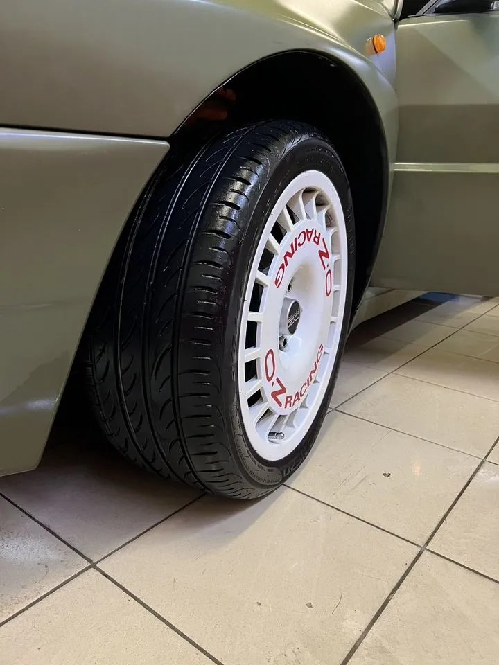 Lancia Delta HF Integrale 2.0 MT, 1992 — фото 4